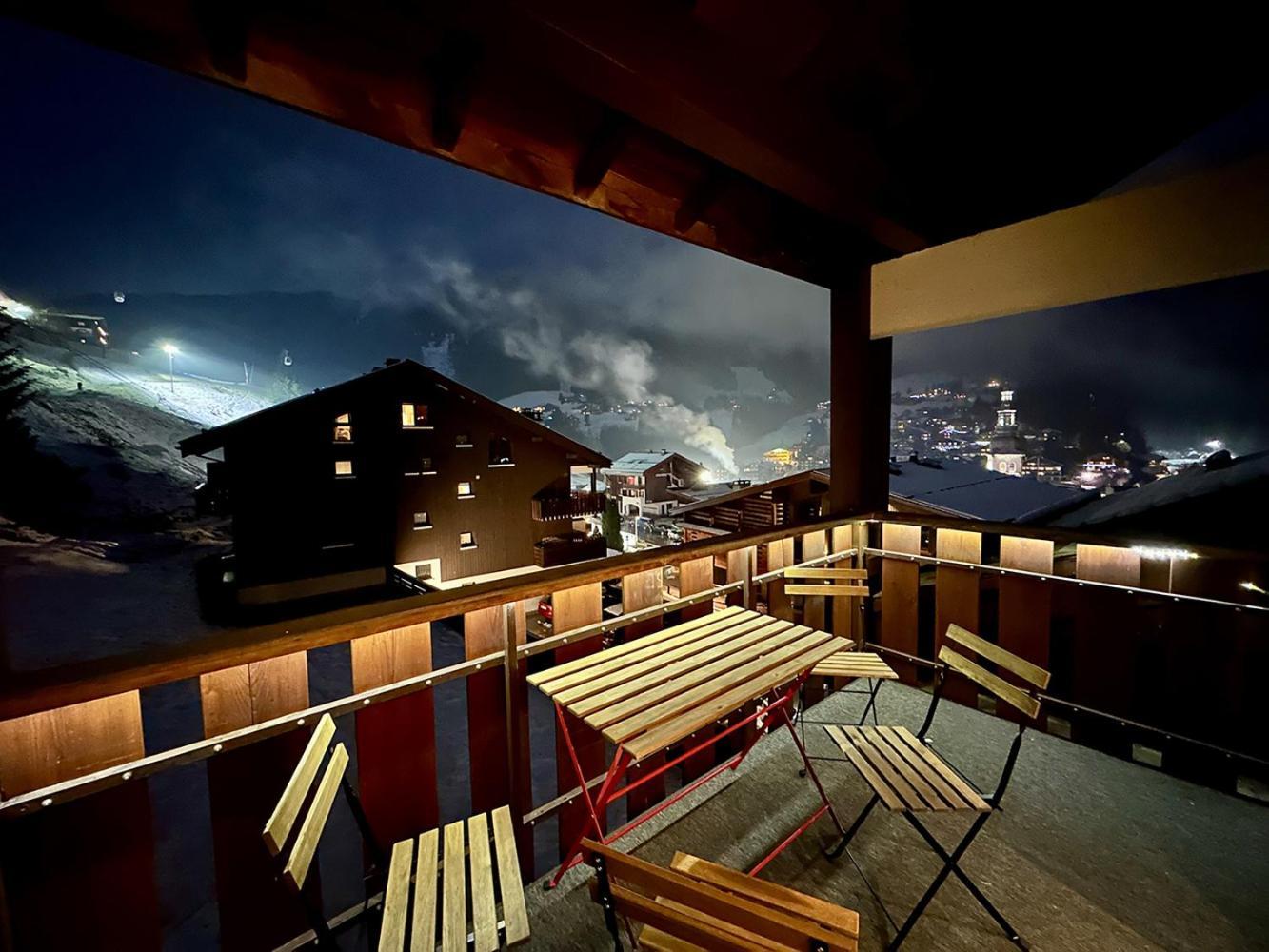 Duplex Skis Aux Pieds Centre Village - 6 Couchages - 2 Salles De Bain La Clusaz Exterior photo